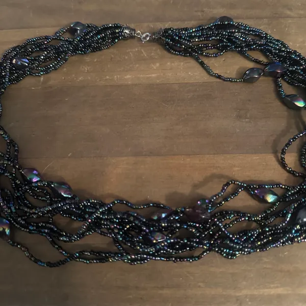 Vintage iridescent black multi strand seed bead necklace - Image 5