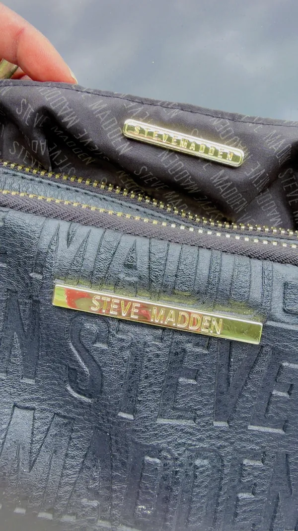 Steve Madden Black Crossbody Purse Logo Print Adjustable Strap - Image 2