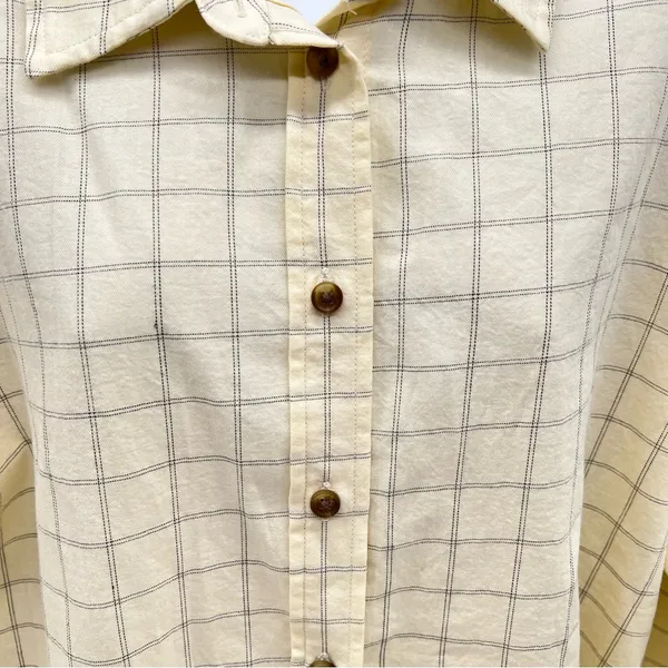 Universal Thread Women’s Cream Plaid Button Down 100% Cotton Shirt-Size M - Image 5