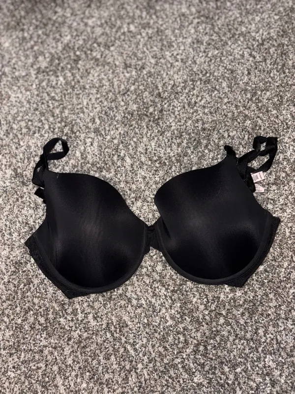 Victoria's Secret Black T-Shirt Bra - Image 2