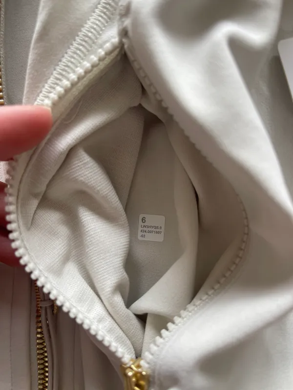 Lululemon Define Cropped Jacket - Image 3