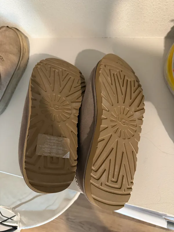 Ugg Tasman  - Image 4