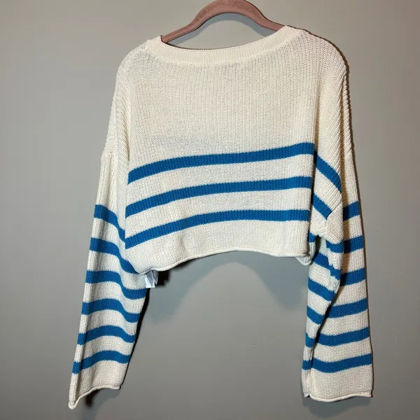 Zara Women's Medium Striped Cropped Knit Sweater Blue Cream Long Sleeve Boxy Fit - Image 5