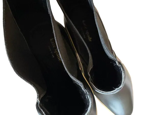 Kate Spade Black Rubber Chelsea Rain Boots Ankle Booties Gold Size 9 Women's - Image 10