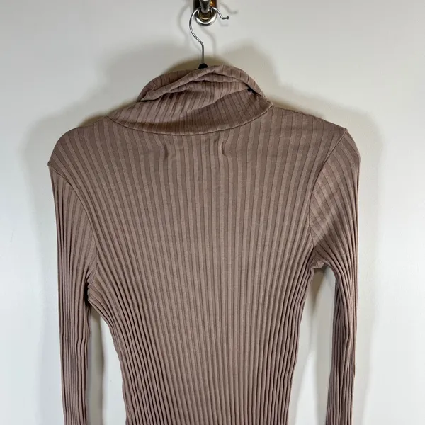 Free People Beach Ribbed Turtleneck Top Mauve Brown Long Sleeve‎ Knit Tunic LG - Image 8