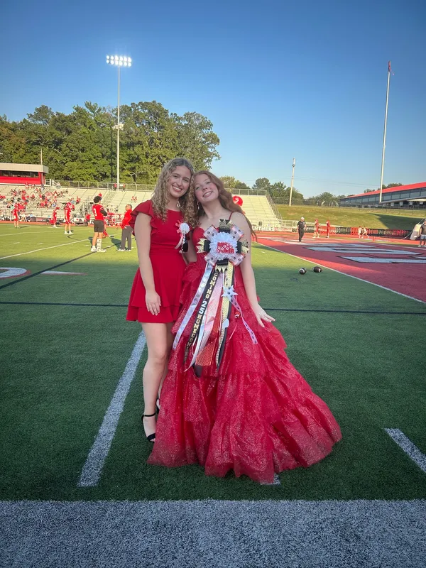 Red Sherri Hill Prom Dress - Image 2