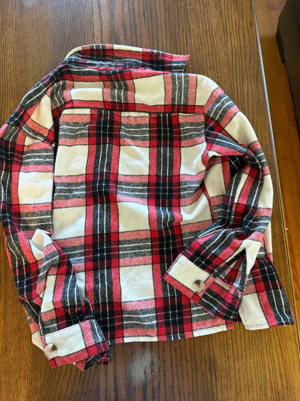 Kendall + Kylie Red Plaid Cropped Flannel Shacket Size Medium - Image 3