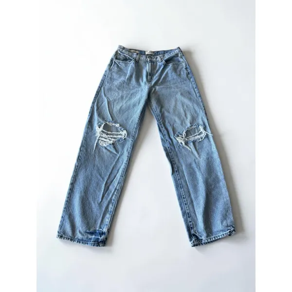 Universal Thread 90s Baggy Distressed Jeans Womens 8/29R Blue High Rise - Image 2