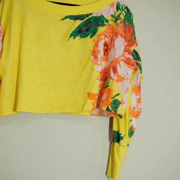 Daily Practice by Anthropologie Small Yellow Floral Cropped Sweatshirt Yoga Soft - Image 2
