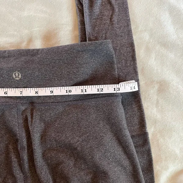Lululemon Ribbed High Rise Pant Black Women's Size 4 Dance Extra Long Foot - Image 8