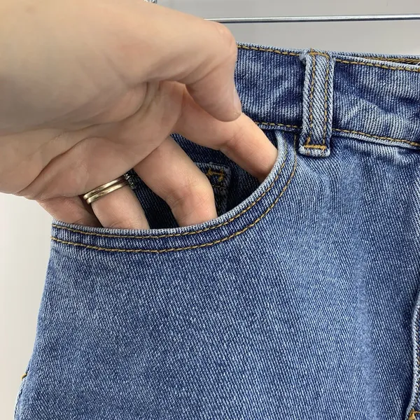 John Galt Brandy Melville Sz 26 Shorts High Rise Cuffed Denim Blue‎ Jean Women’s - Image 4