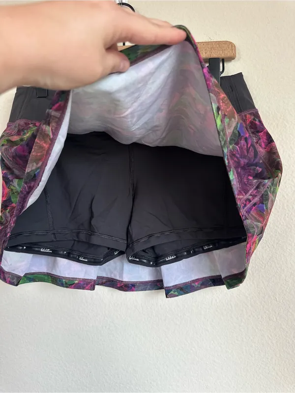 Lululemon Pace Rival Mid-Rise Skirt in Vivid Floral Tone Multi - Image 9