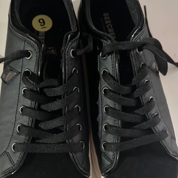 - Skechers Street Shoes 9 Black W Air Co… - Image 2