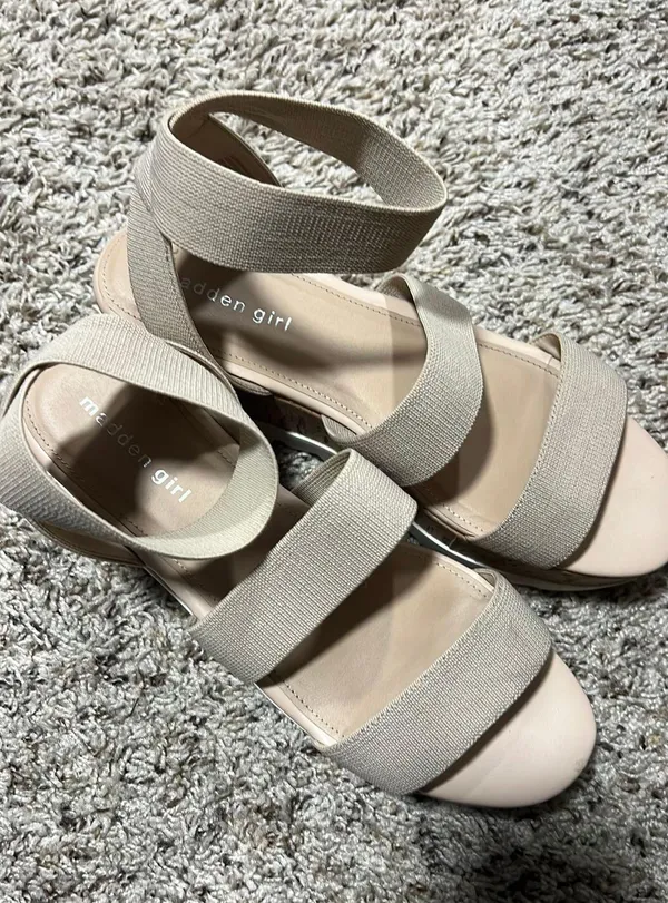 Madden Girl Sandals - Image 2