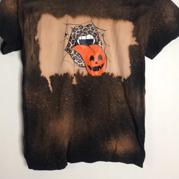 Gildan Halloween‎ bleached lips and pumpkin tongue T-shirt size medium - Image 4