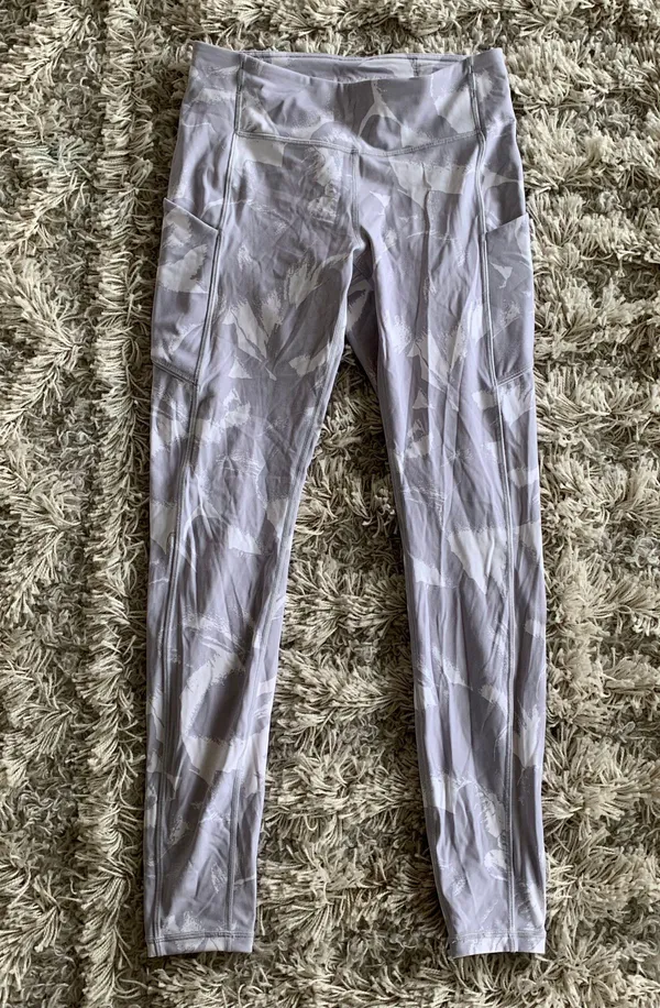 White/Grey Mid Rise-High Waisted Leggings w/ Pockets - Image 5
