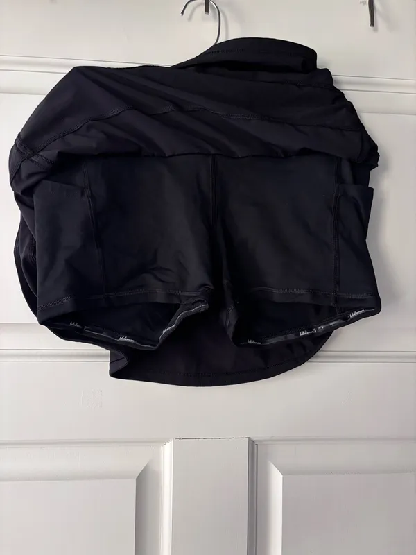 Lululemon Skirt Black - Image 3