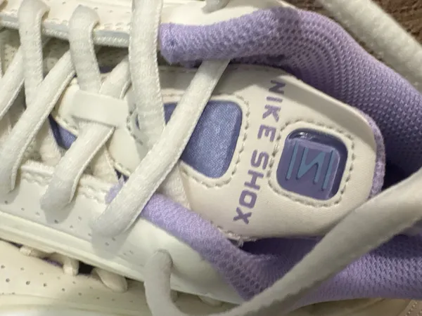 Nike Women’s Shox Shoes - Image 3