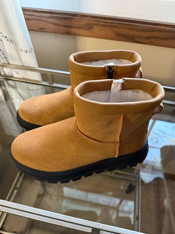 Koolaburra By UGG Women's Koola Mini Hybrid Booties - Image 2