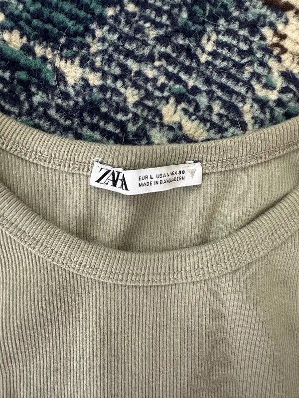 Zara Ribbed Sleeveless Tank Top - Image 3