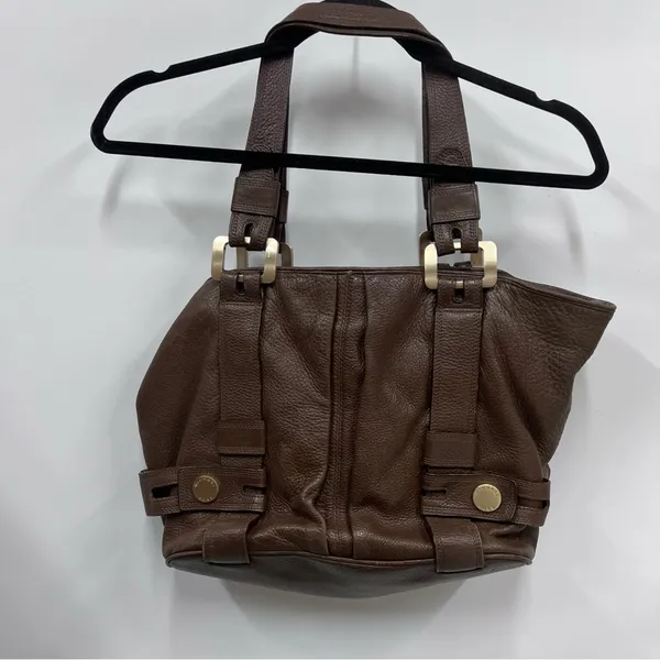 Michael Kors Brown Leather Shoulder Bag with Classic Design - Image 2