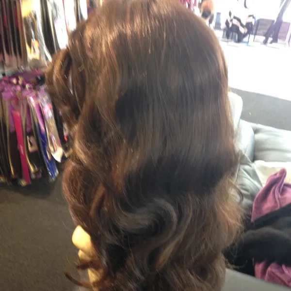 Lacefront Long Wavy Wig - Image 3