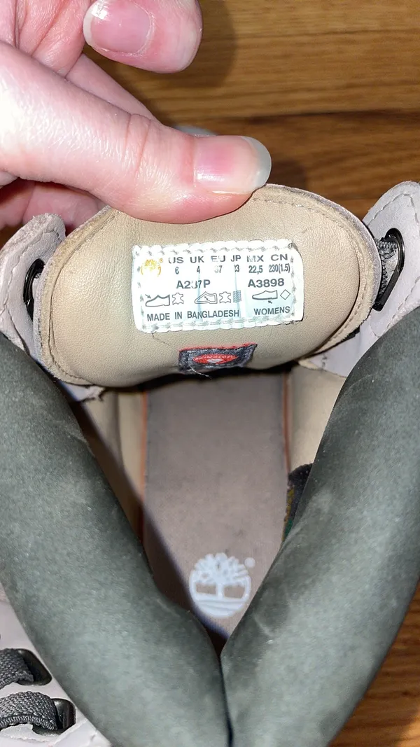 Timberland grayish boots  - Image 2