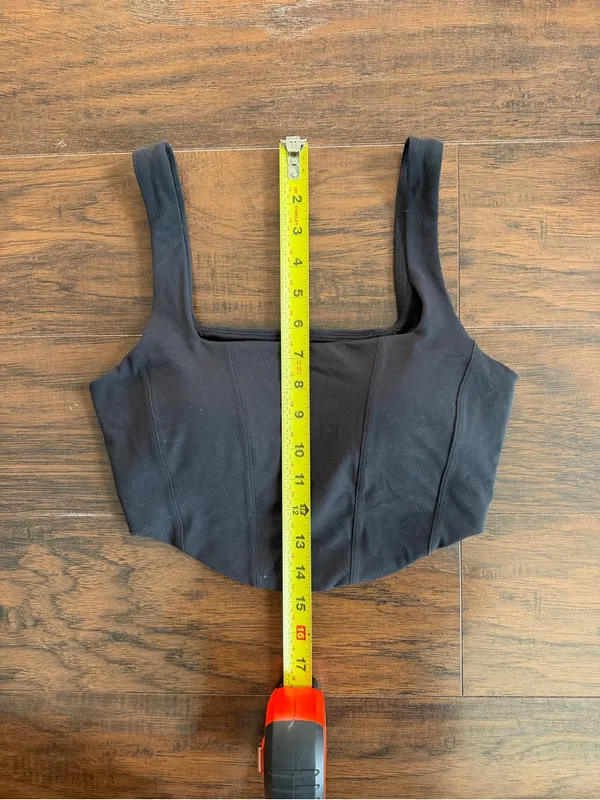 Athletic Crop Top Black - Image 3