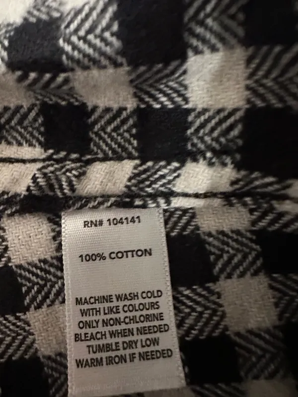 Field & Stream Plaid button down - Image 4
