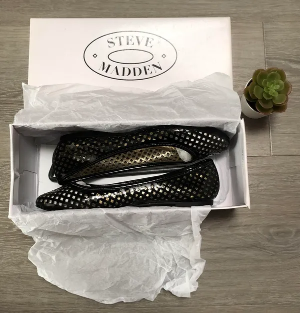 Steve Madden black flats - Image 4