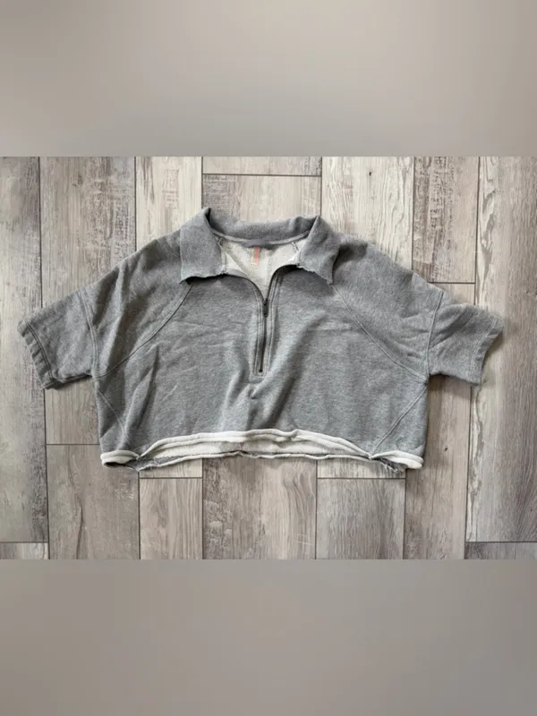 Free People Movement Oversized Gray 1/2 zip Short Sleeve 100% cotton size small - Image 6