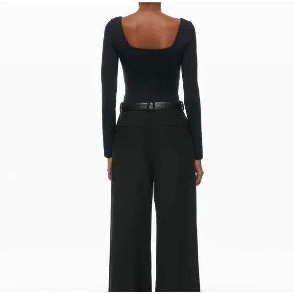 Babaton Aritzia Contour Longsleeve Black Bodysuit Square Neck Classy Size Small - Image 2