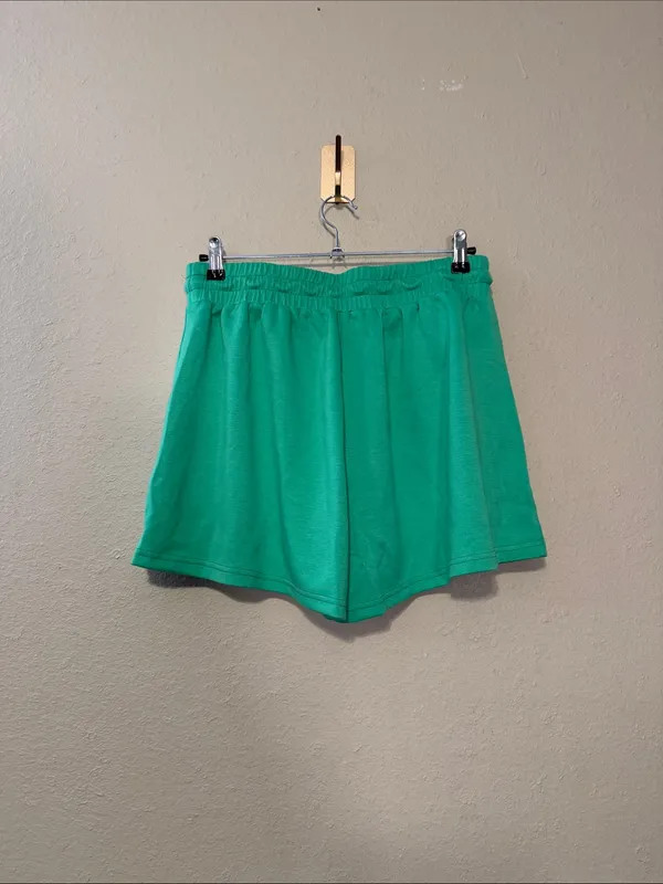 ENTRO Green Bubble Top and Short Size Large NWT - Image 9