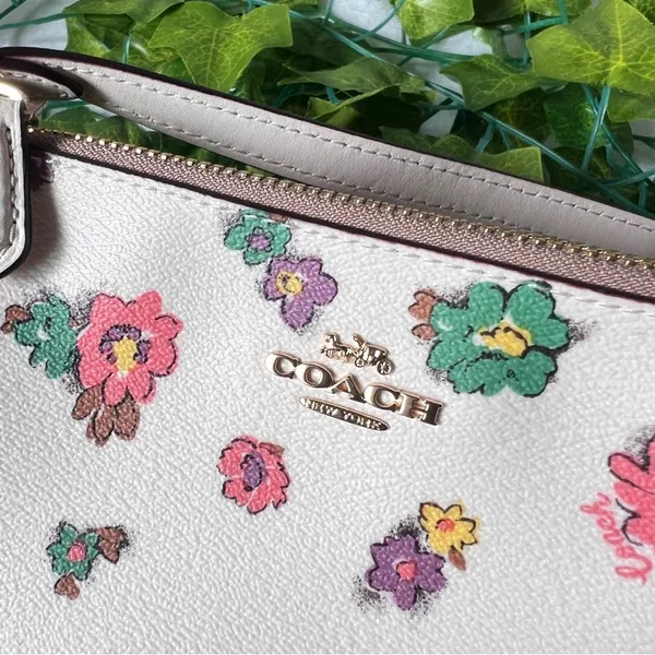 Coach CA738 Nolita 19 With Spaced Floral Field Print In Gold/Chalk Multi - Image 6