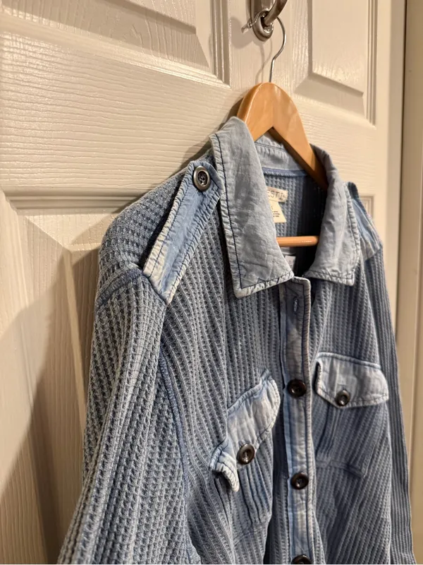 Festi by torrid Washed Light Blue Button - Image 4