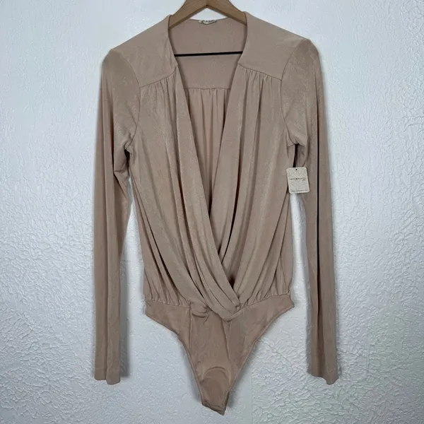 Free People Turnt Long Sleeve Bodysuit in Blossom Pearl Size Large NWT - Image 3