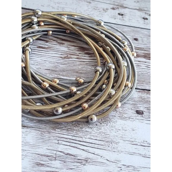 Vintage Bracelets - Set of Multi Tone Spring Stretch Bracelets - Image 3