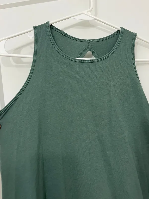 Lululemon Medium Green Open-Back Activewear Tank Top - Image 6