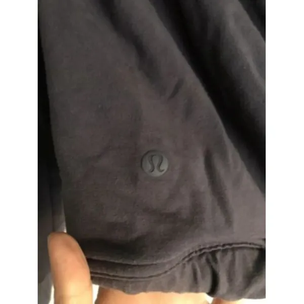 Lululemon Cropped Sweatshirt Size 6 - Image 3