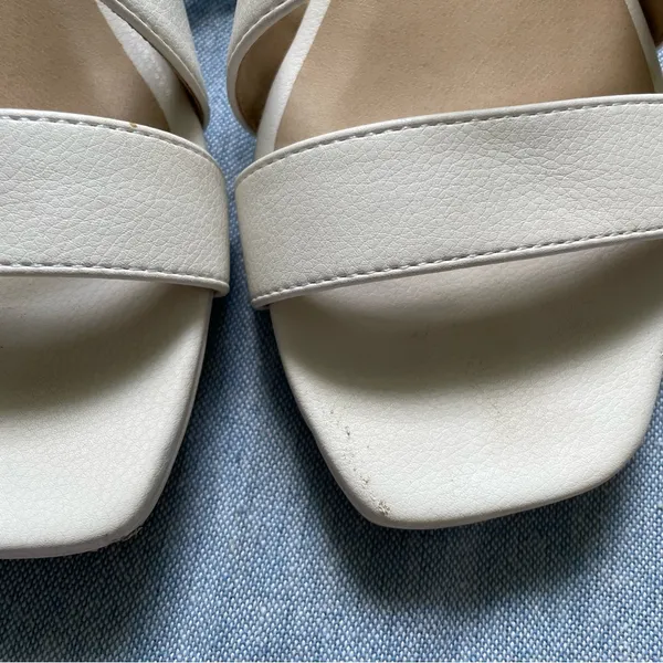 Life Stride Jordan Strappy Sandals Size 6W Wide Width White - Image 4