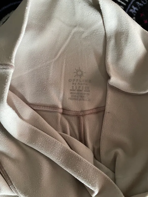 Aerie crossover flare leggings - Image 3