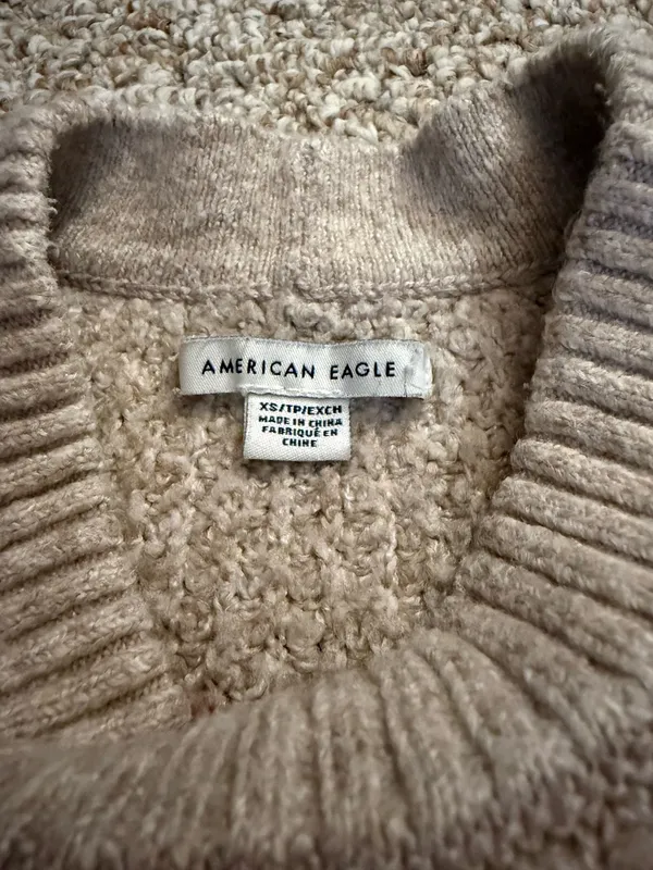 American Eagle Sweater - Image 3