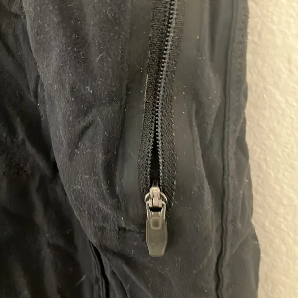 FINAL MARKDOWN Columbia capris 10 - Image 2
