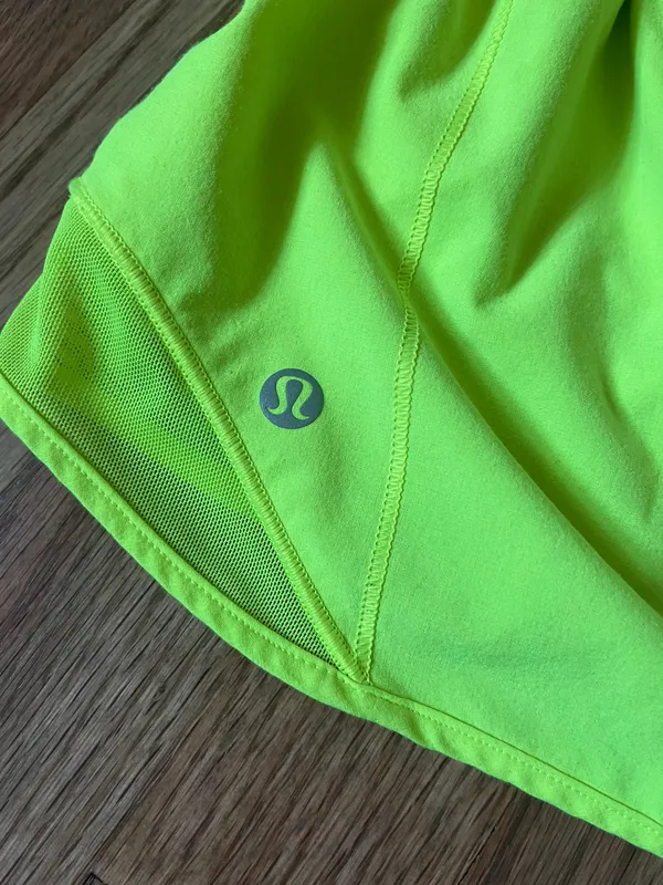 Lululemon Hotty Hot Short 2.5” - Image 3