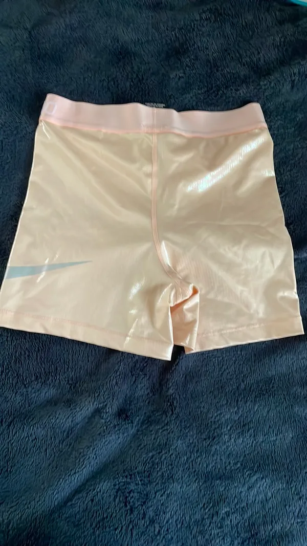 Nike Pro Shorts Women’s Pink Medium Dri-FIT 3" - Image 3