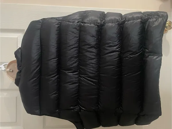 Women’s Black Puffer Vest - Lightweight Insulated Vest - Image 2