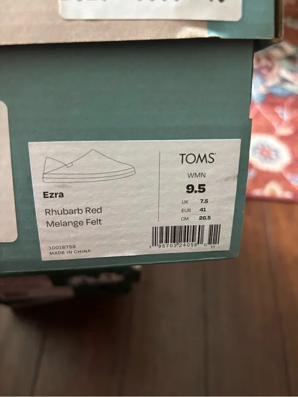 TOMS Women's Ezra Faux Fur Lined Slip On Quilted Slippers 9.5 - Image 8
