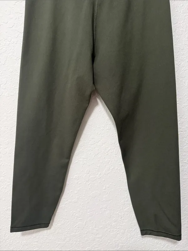 ZOBHA High-Waist Olive Green Leggings Size Medium - Image 9