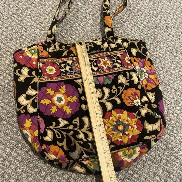 Vera Bradley Bag Suzani 2011 Tote Shoulderbag Purse Medium Floral Quilted Cotton - Image 4