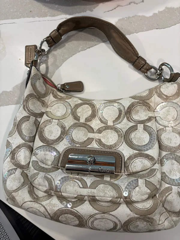 Coach hobo purse - Image 2